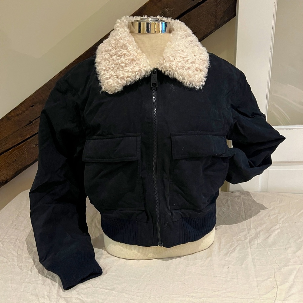 Hollister black Sherpa collar bomber jacket, Sz Small